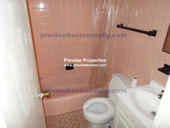 153 Brighton Ave, Allston