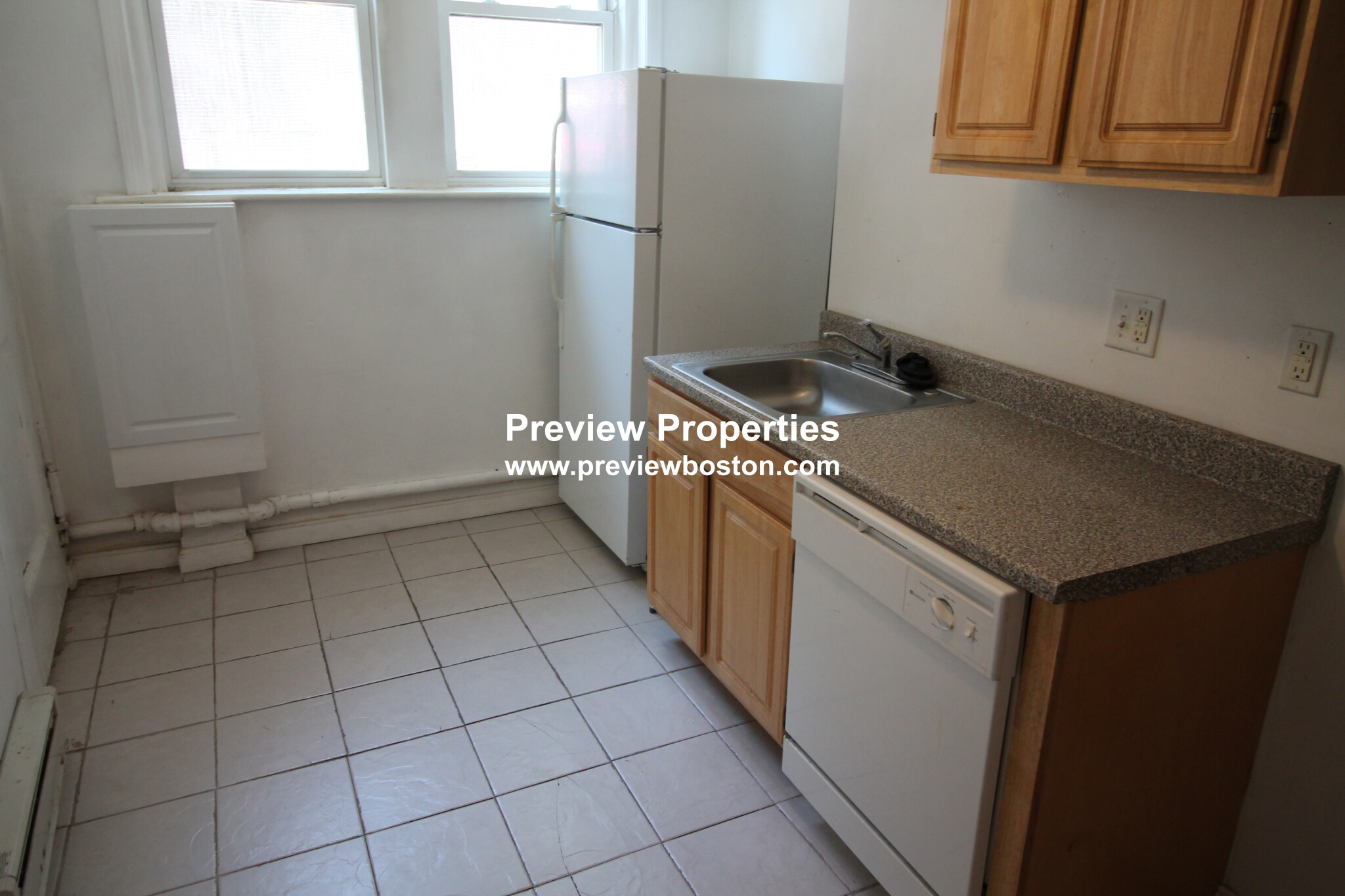 1 bed, 1 bath apartment for rent at 129 Chiswick Rd Unit 3, Brighton — photo 13 of 14