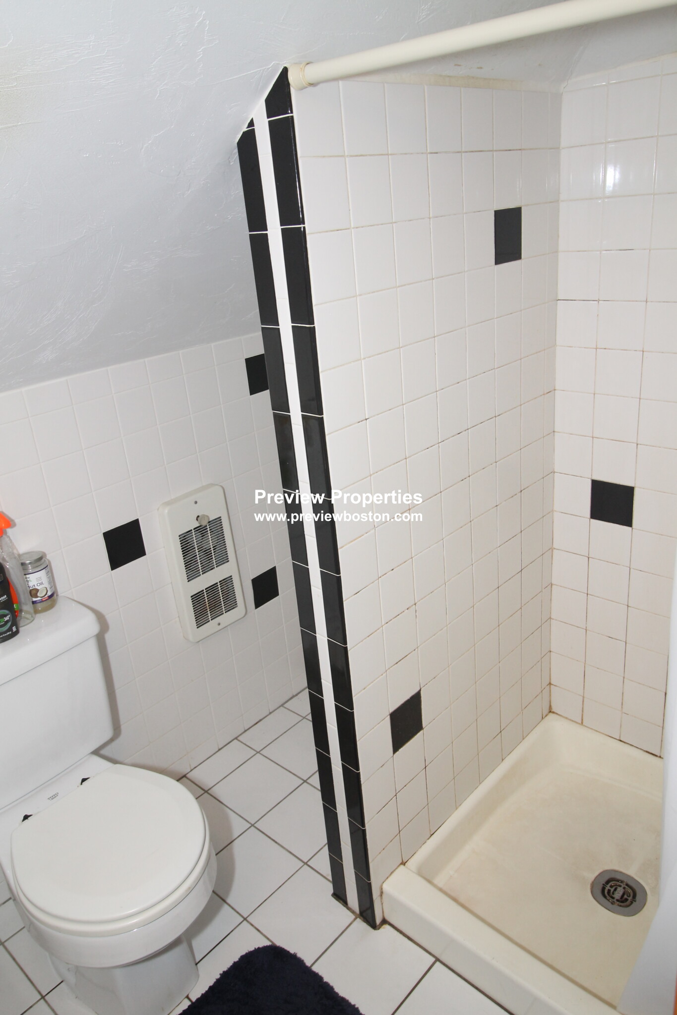 5 bed, 2 bath apartment for rent at 19 Priscilla Rd Unit 2, Brighton — photo 37 of 37