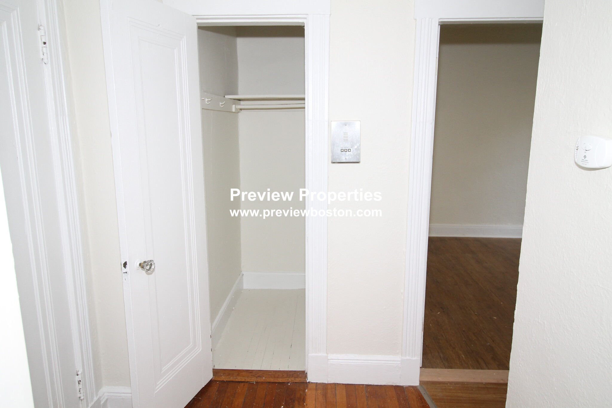 1810 Commonwealth Ave, Brighton