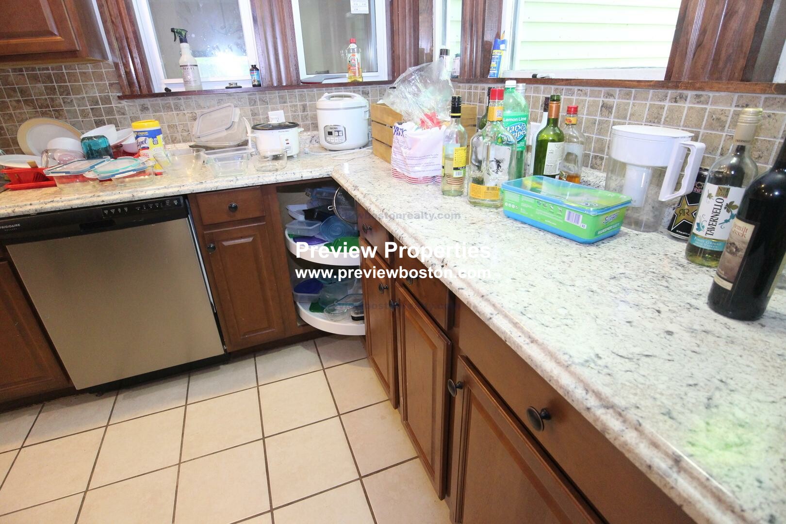 4 bed, 2.5 bath apartment for rent at 173 Babcock St Unit 1, Brookline — photo 6 of 16