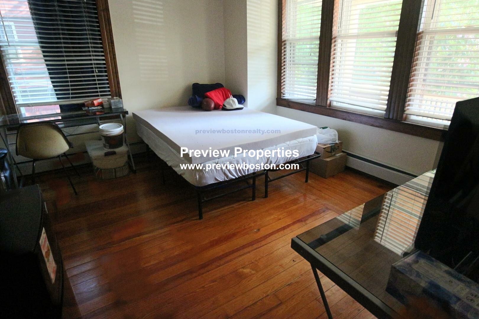 4 bed, 2.5 bath apartment for rent at 173 Babcock St Unit 1, Brookline — photo 7 of 16