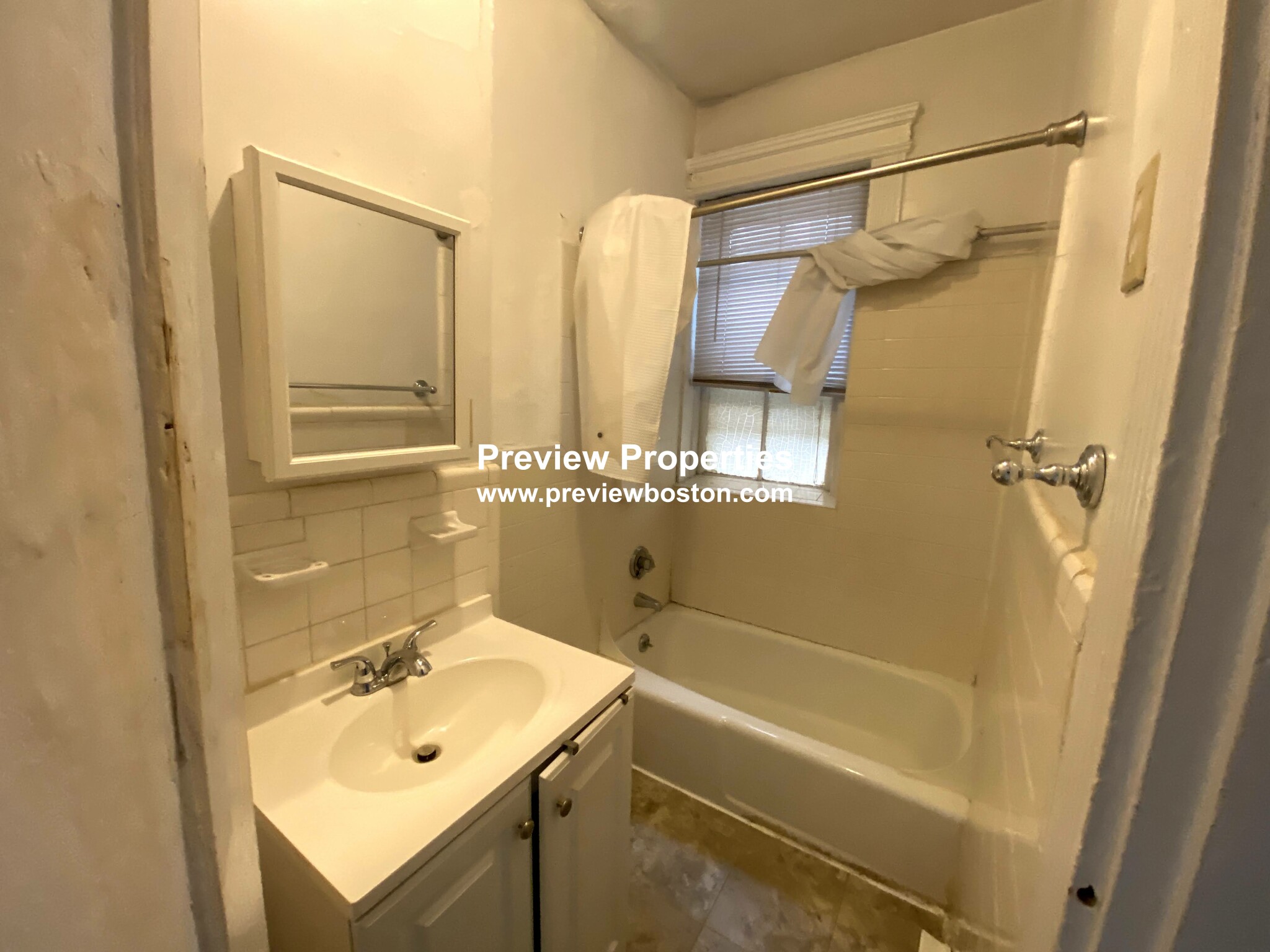 31 Orkney Rd, Brighton