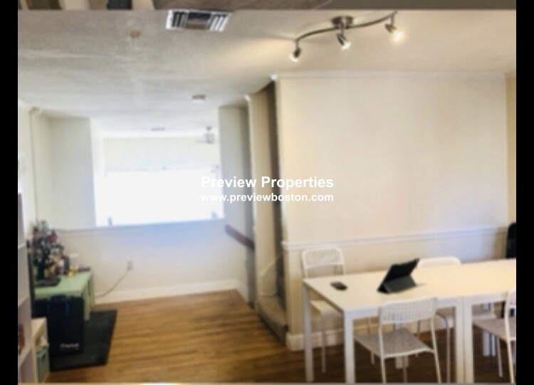 3 bed, 2.5 bath apartment for rent at 85 Brainerd Rd Unit TH1, Allston — photo 2 of 9