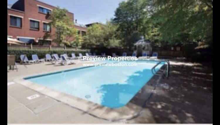 3 bed, 2.5 bath apartment for rent at 85 Brainerd Rd Unit TH1, Allston — photo 8 of 9