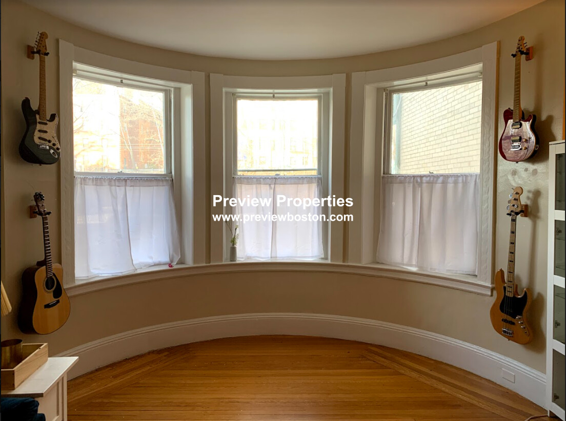 1 bed, 1 bath apartment for rent at 1477 Beacon St Unit 10, Brookline — photo 30 of 41