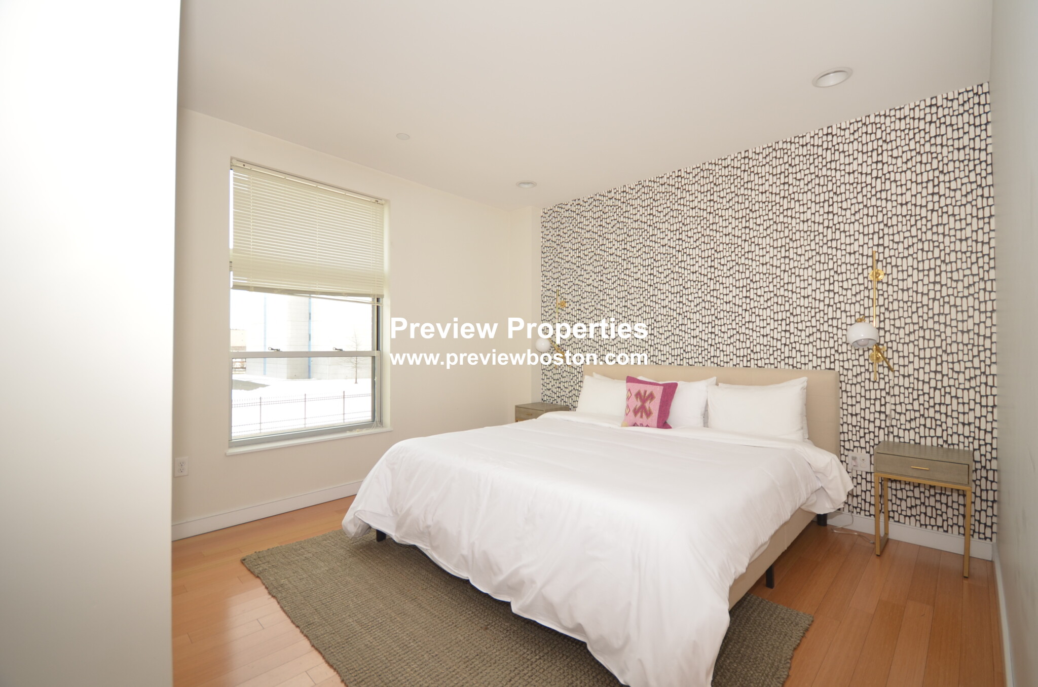 601 Albany St, South End