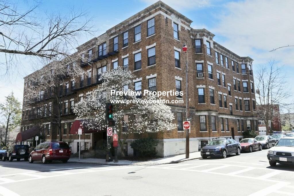 2 bed, 1 bath apartment for rent at 72 Strathmore Rd Unit 11B, Brighton — photo 10 of 10