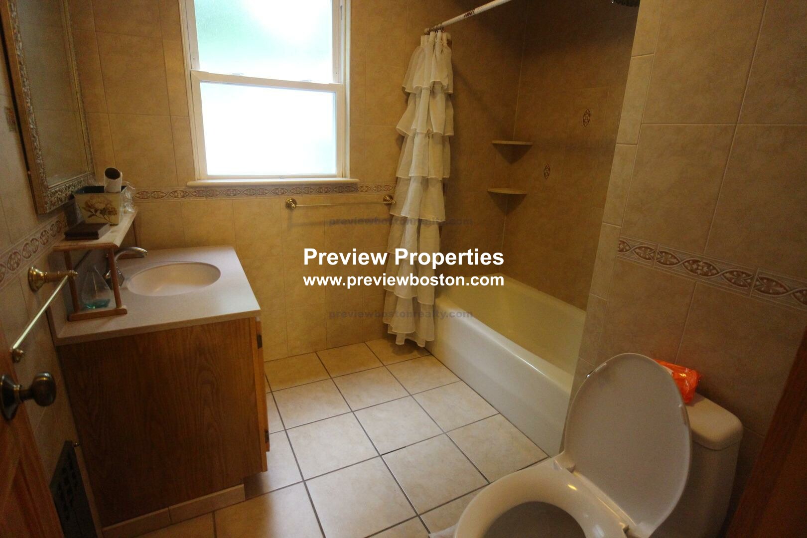 124 Columbia St, Brookline Hills