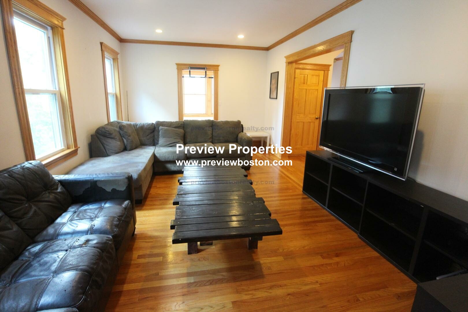 124 Columbia St, Brookline Hills