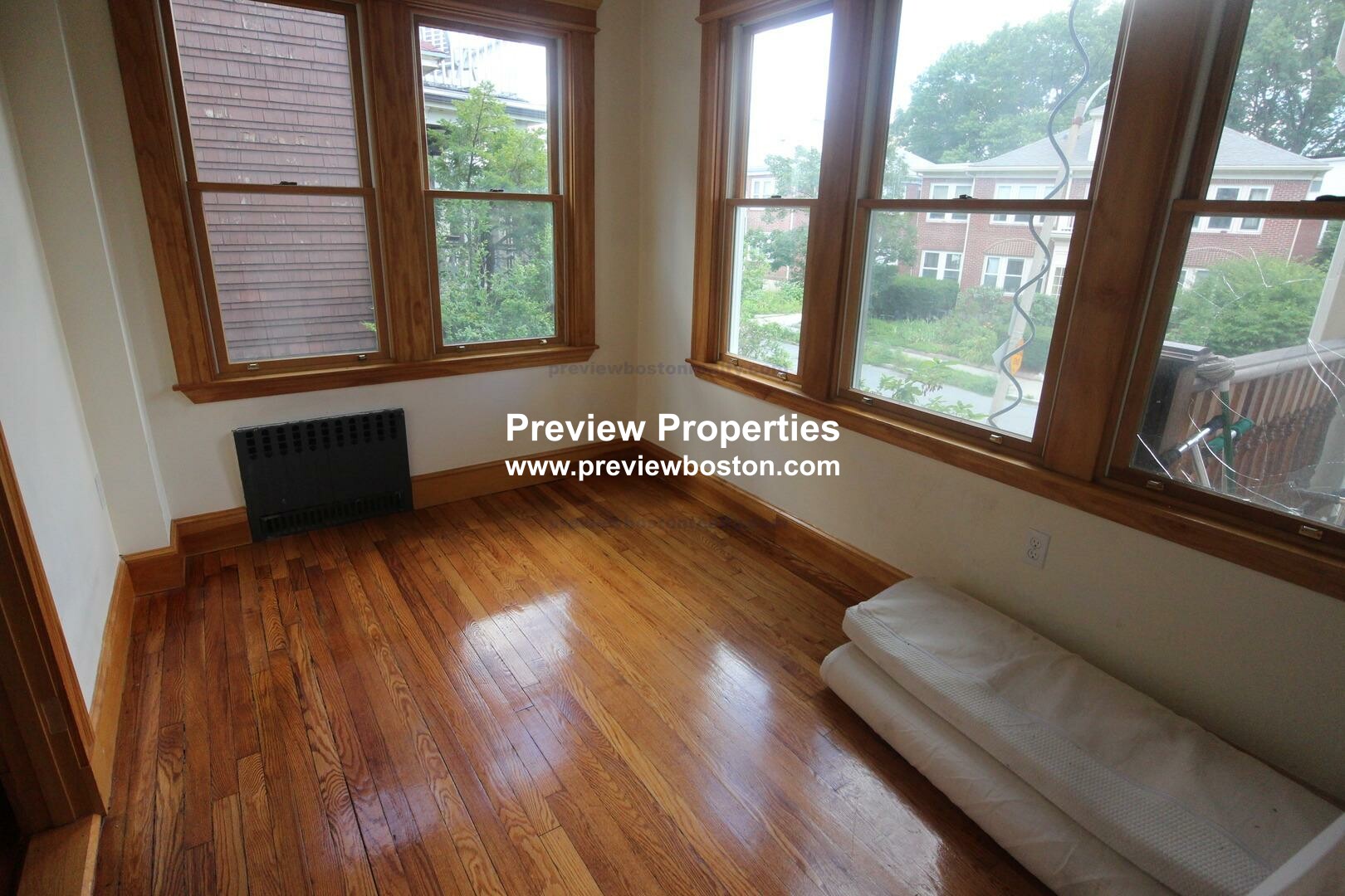 124 Columbia St, Brookline Hills