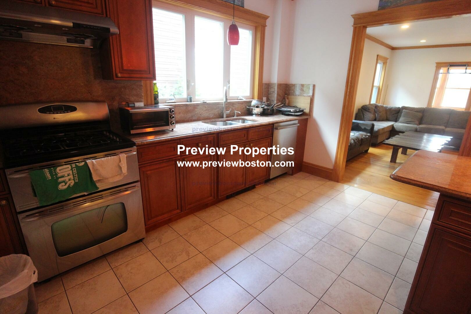 124 Columbia St, Brookline Hills