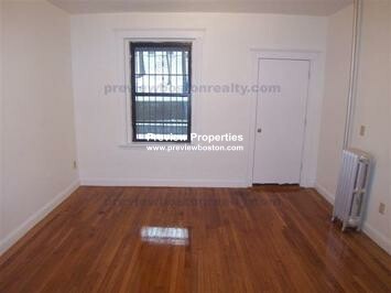 23 Cummings Rd, Brighton