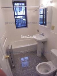 23 Cummings Rd, Brighton