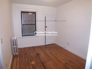 23 Cummings Rd, Brighton