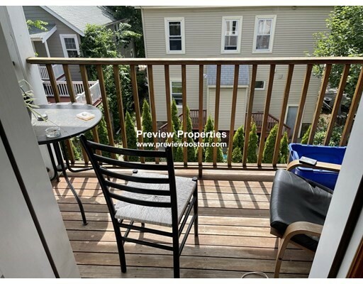 32 Arden St, Allston