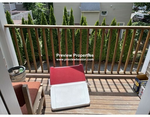 32 Arden St, Allston