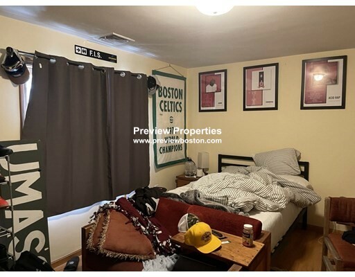 32 Arden St, Allston