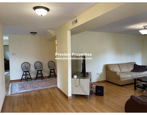 32 Arden St, Allston