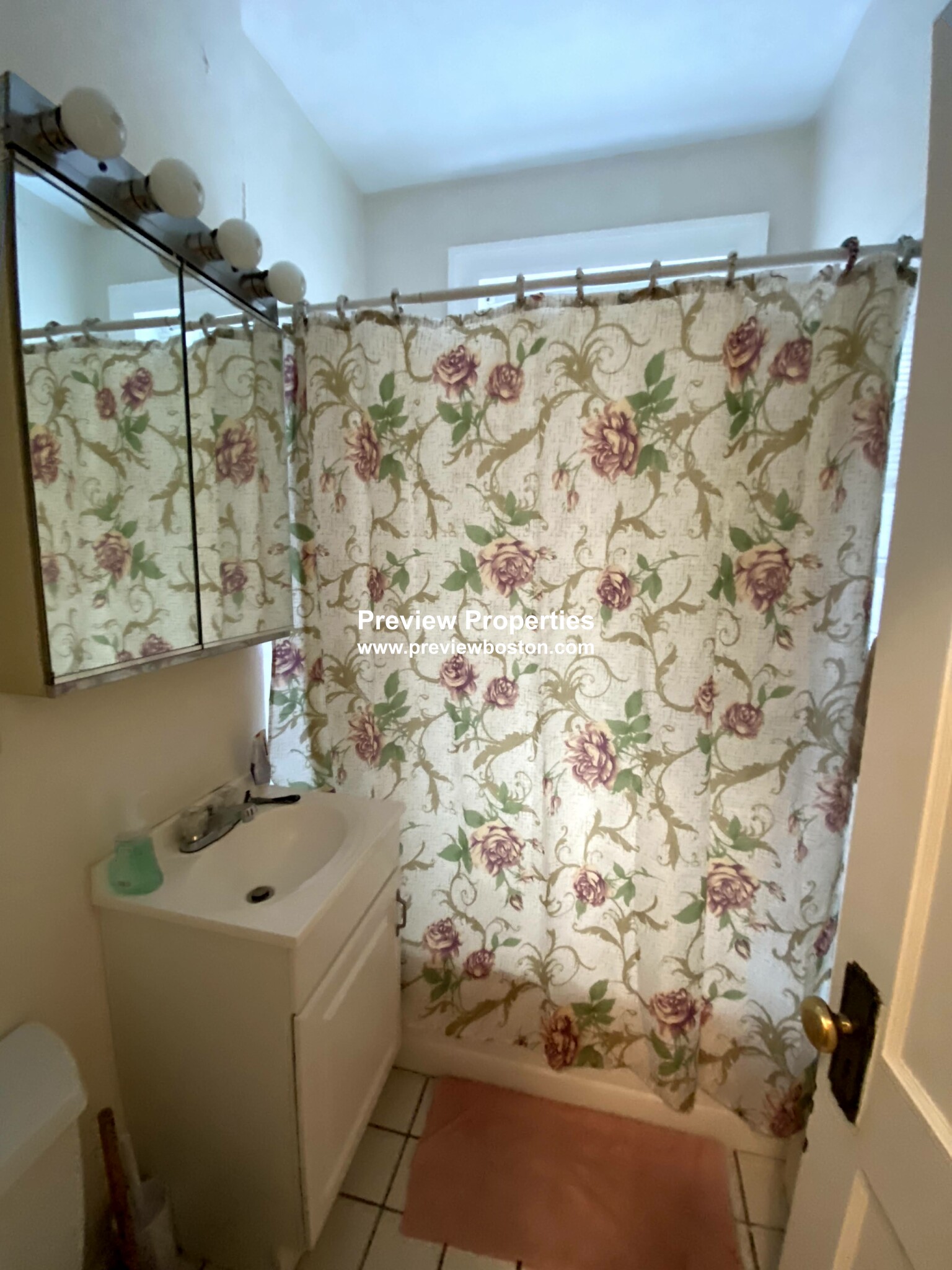 1673 Commonwealth Ave, Brighton