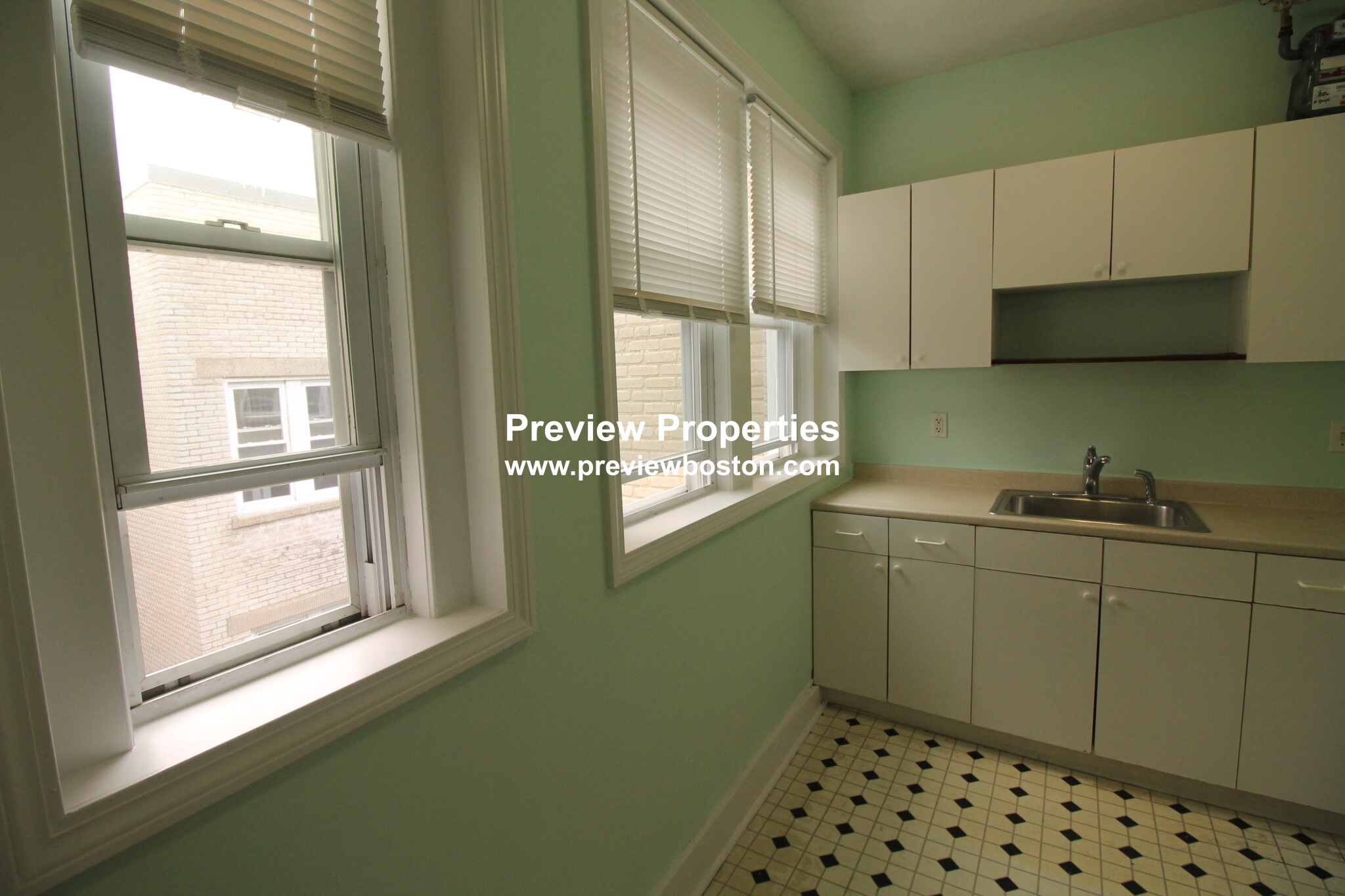 1629 Commonwealth Ave, Brighton