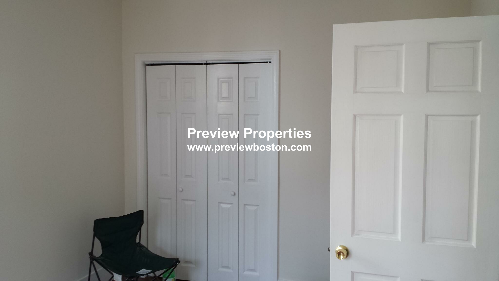 4 bed, 2.5 bath apartment for rent at 17 Kittredge St Unit 2, Roslindale — photo 2 of 18