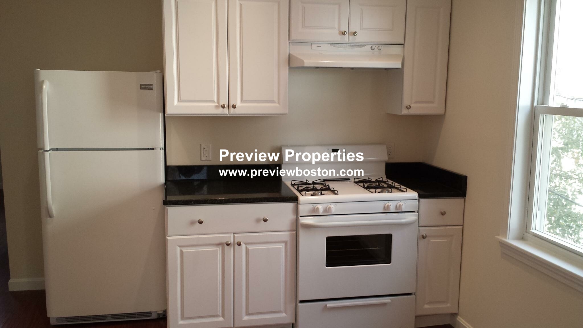 4 bed, 2.5 bath apartment for rent at 17 Kittredge St Unit 2, Roslindale — photo 12 of 18