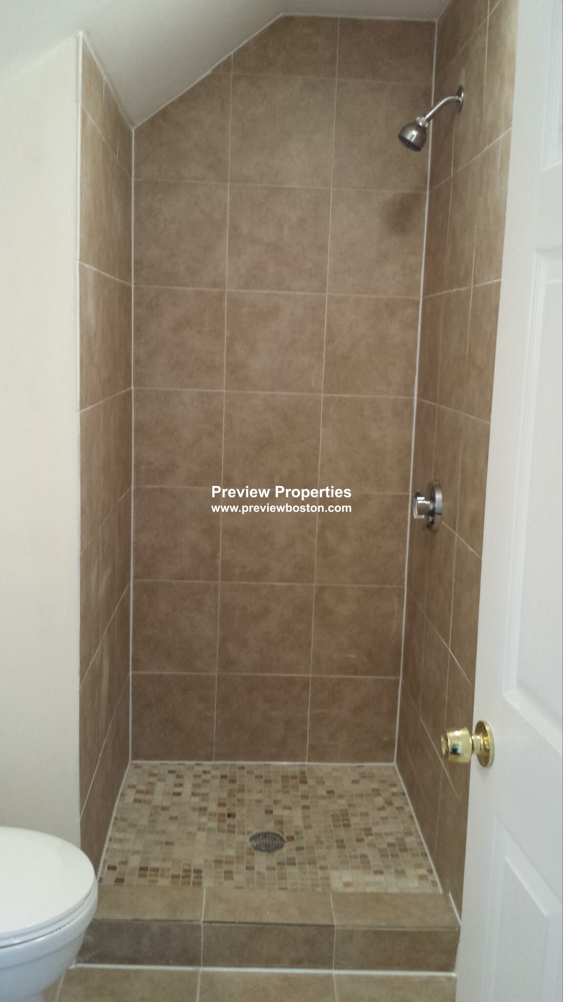4 bed, 2.5 bath apartment for rent at 17 Kittredge St Unit 2, Roslindale — photo 17 of 18