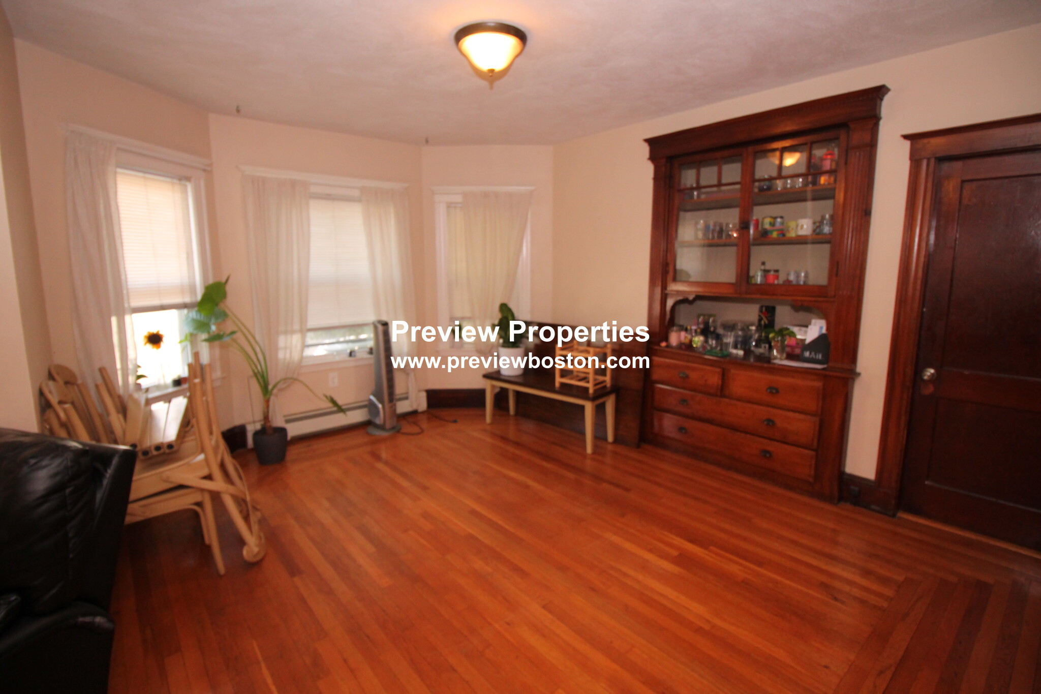 151 Tremont St, Newton Corner