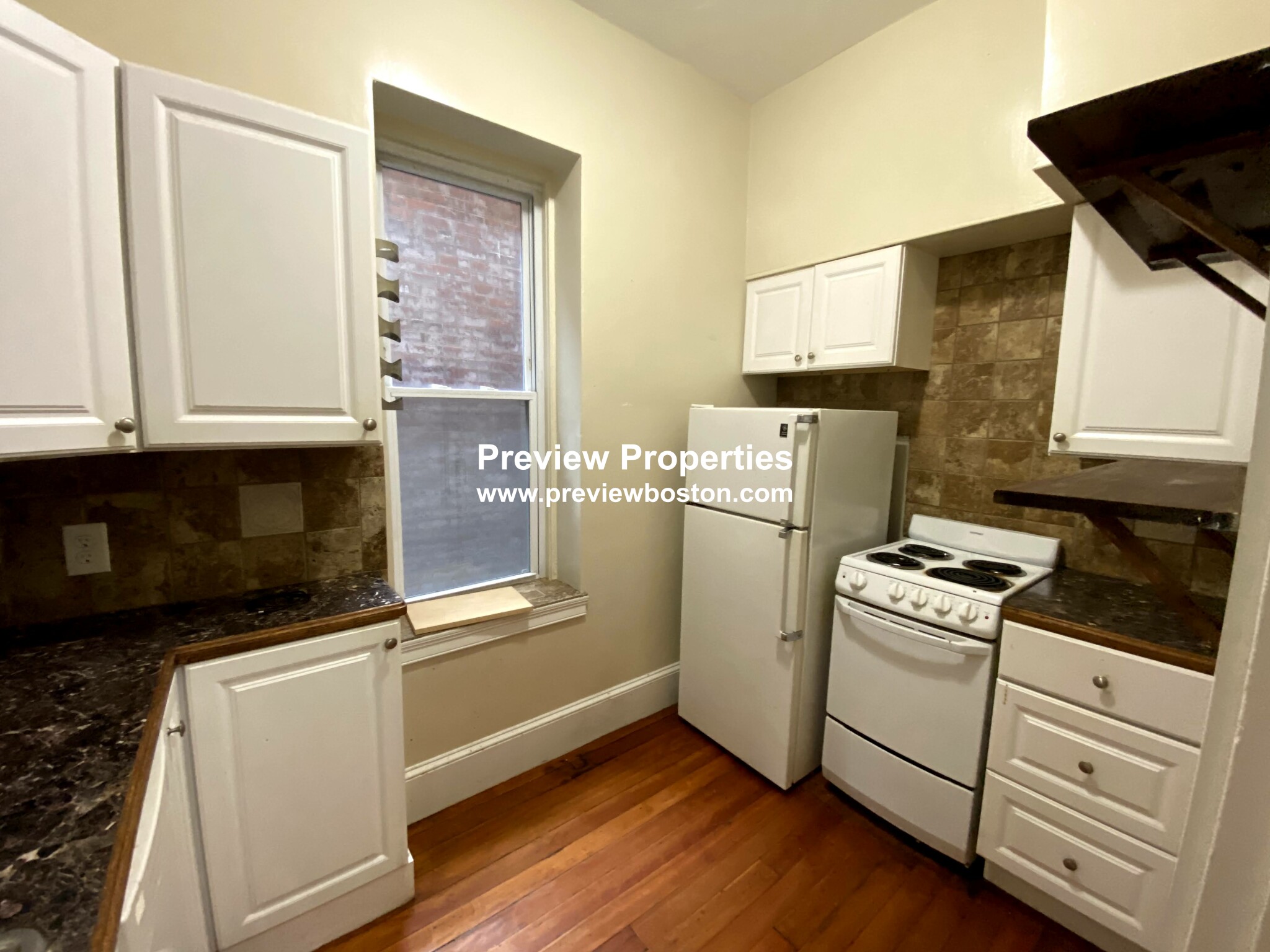 1 bed, 1 bath apartment for rent at 1477 Beacon St Unit 10, Brookline — photo 1 of 41