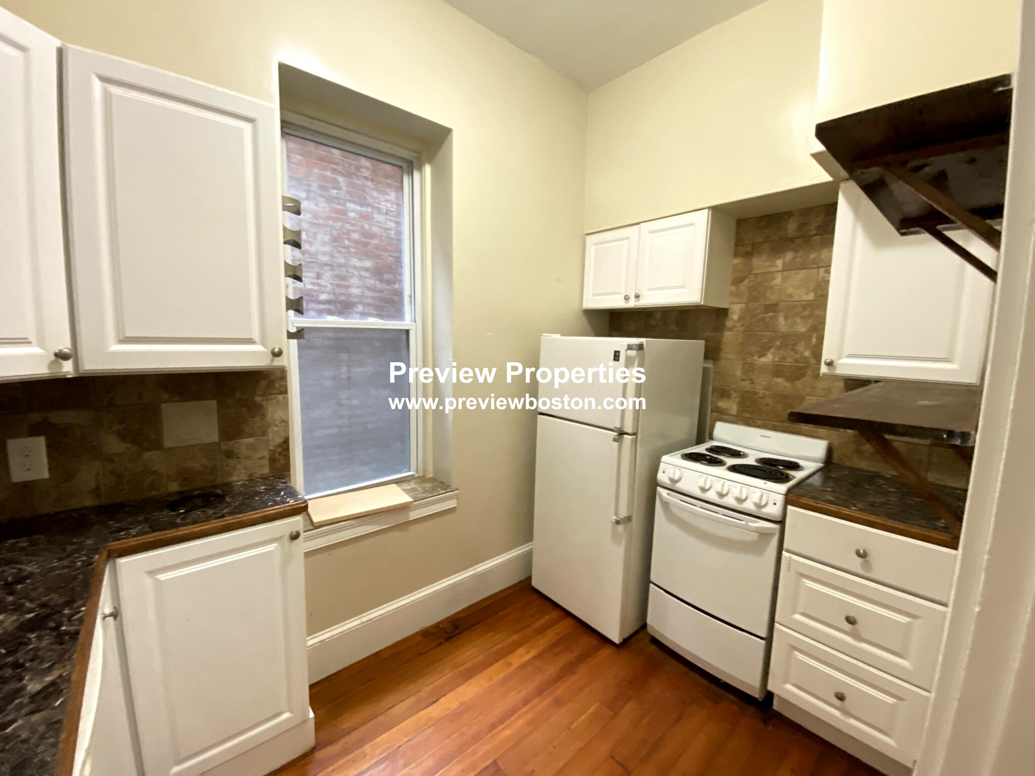 1 bed, 1 bath apartment for rent at 1477 Beacon St Unit 10, Brookline — photo 2 of 41