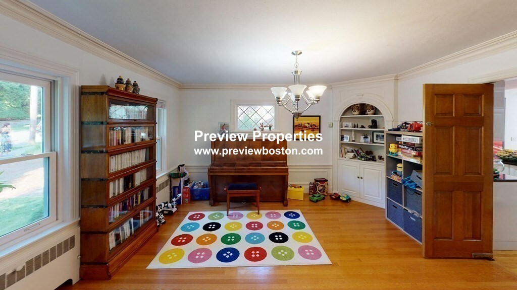 6 bed, 4+ bath apartment for rent at 12 Surrey Rd Unit 0, Newton — photo 31 of 31