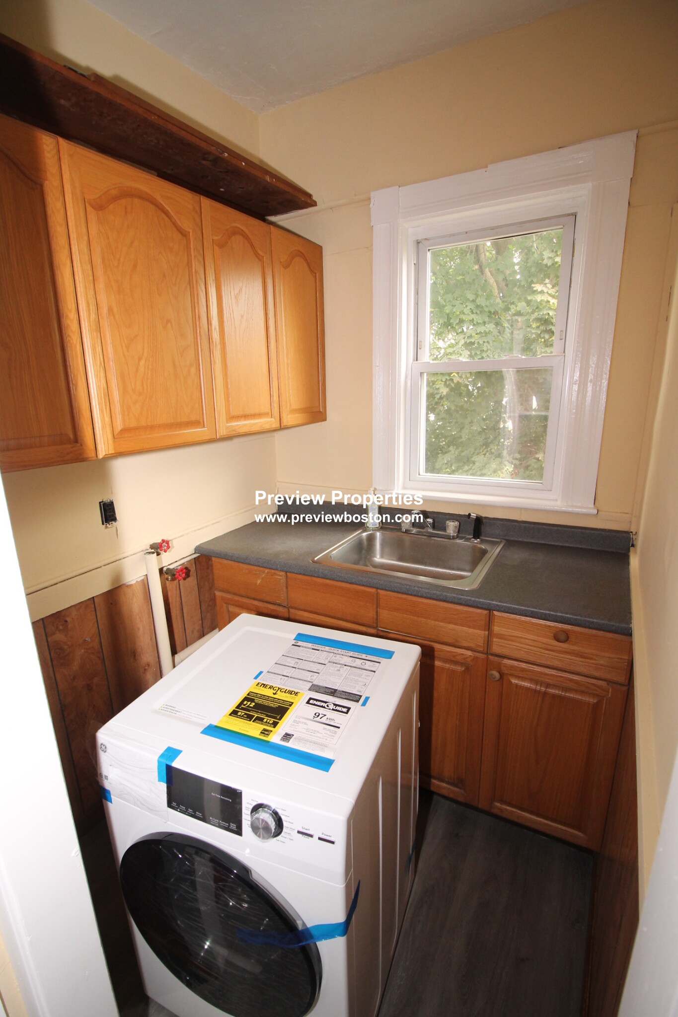 3 bed, 1 bath apartment for rent at 9 Benson St Unit 2, Allston — photo 8 of 14