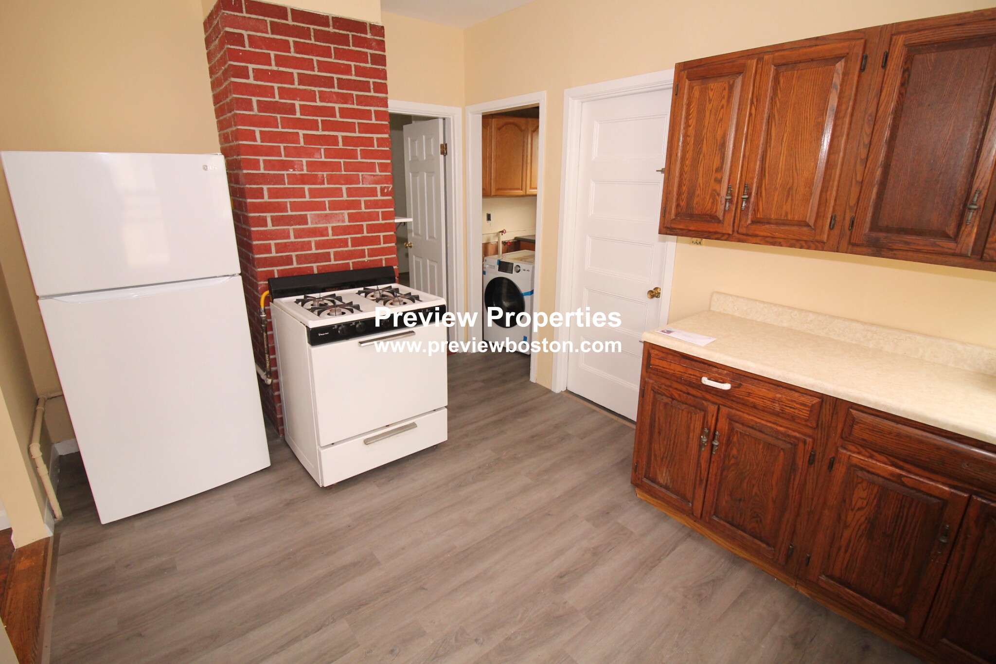 3 bed, 1 bath apartment for rent at 9 Benson St Unit 2, Allston — photo 7 of 14
