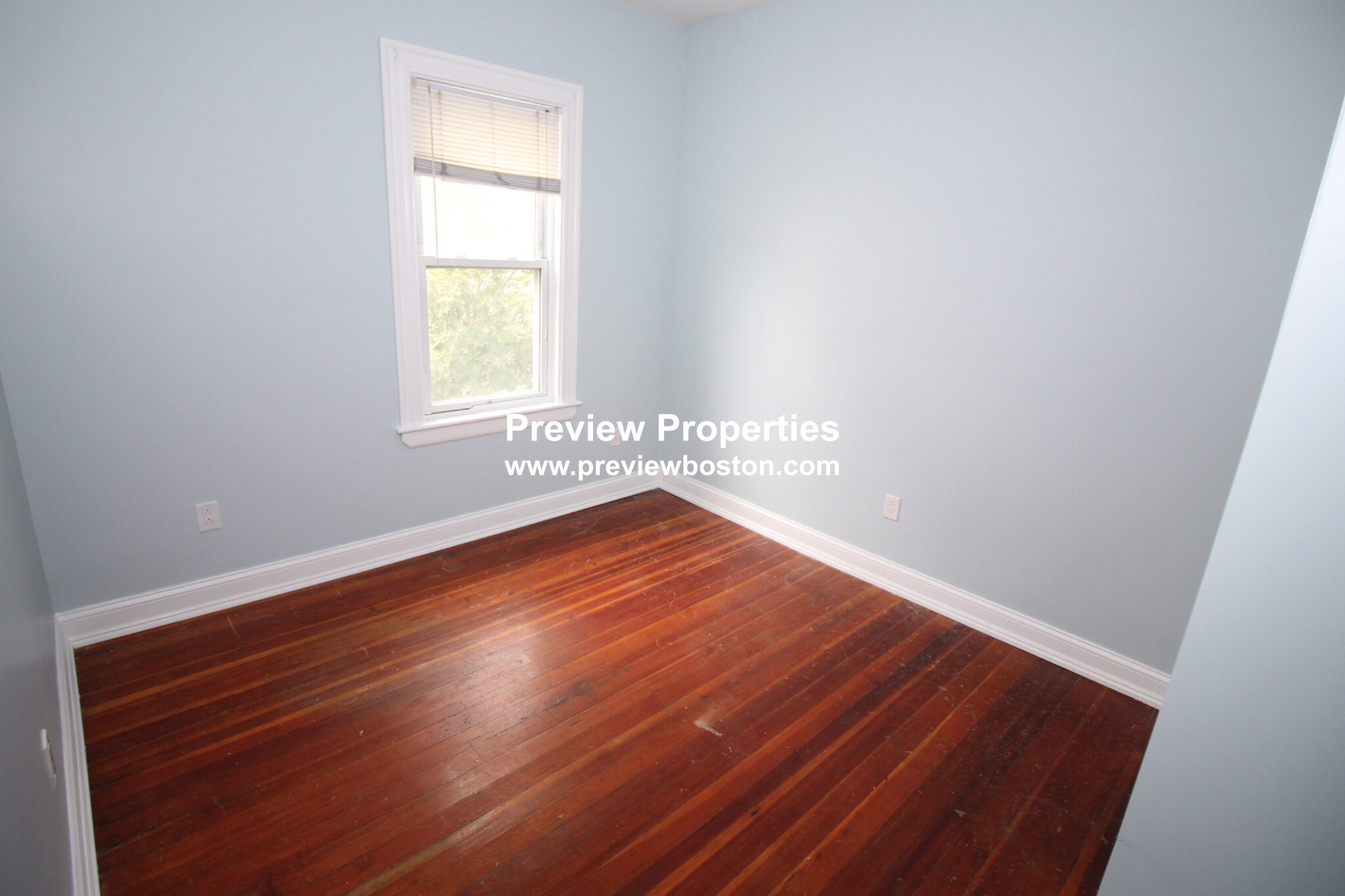 3 bed, 1 bath apartment for rent at 9 Benson St Unit 2, Allston — photo 11 of 14
