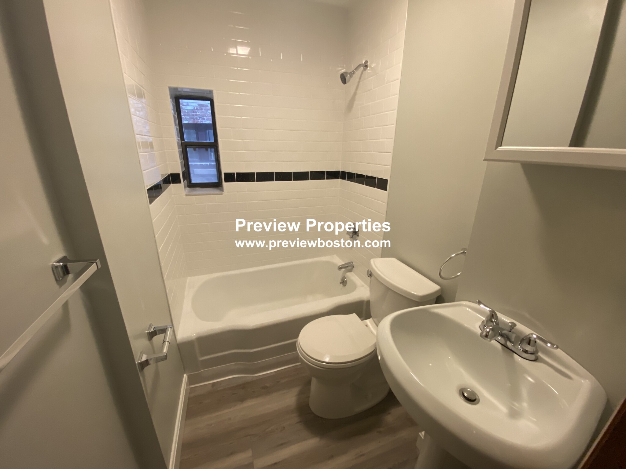 1880 Commonwealth Ave, Brighton