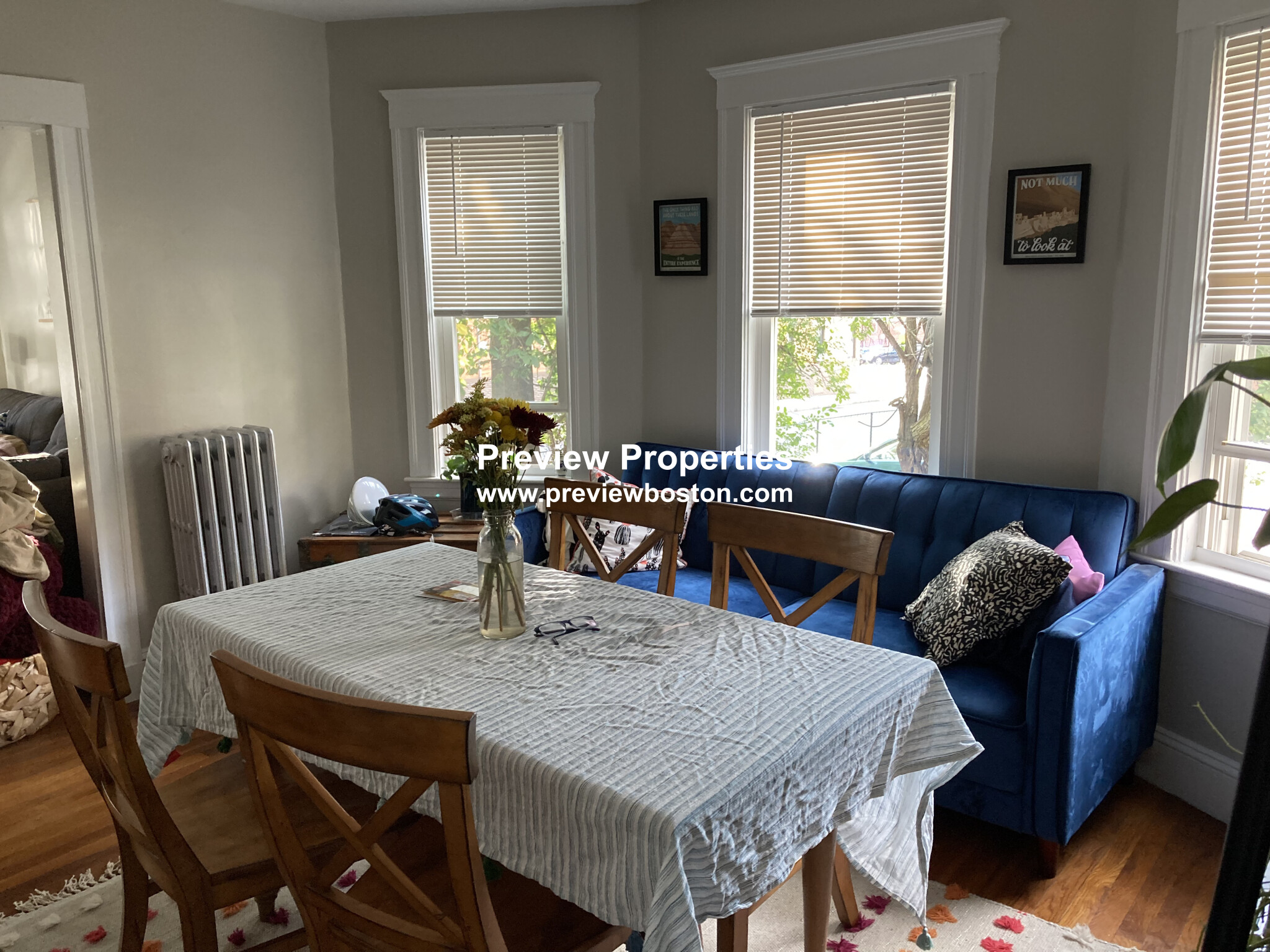 2 bed, 1 bath apartment for rent at 8 Woodside Ave Unit 2, Jamaica Plain — photo 2 of 11