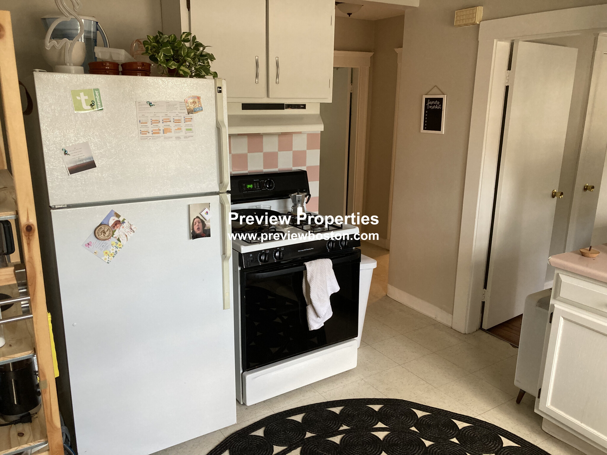 2 bed, 1 bath apartment for rent at 8 Woodside Ave Unit 2, Jamaica Plain — photo 8 of 11