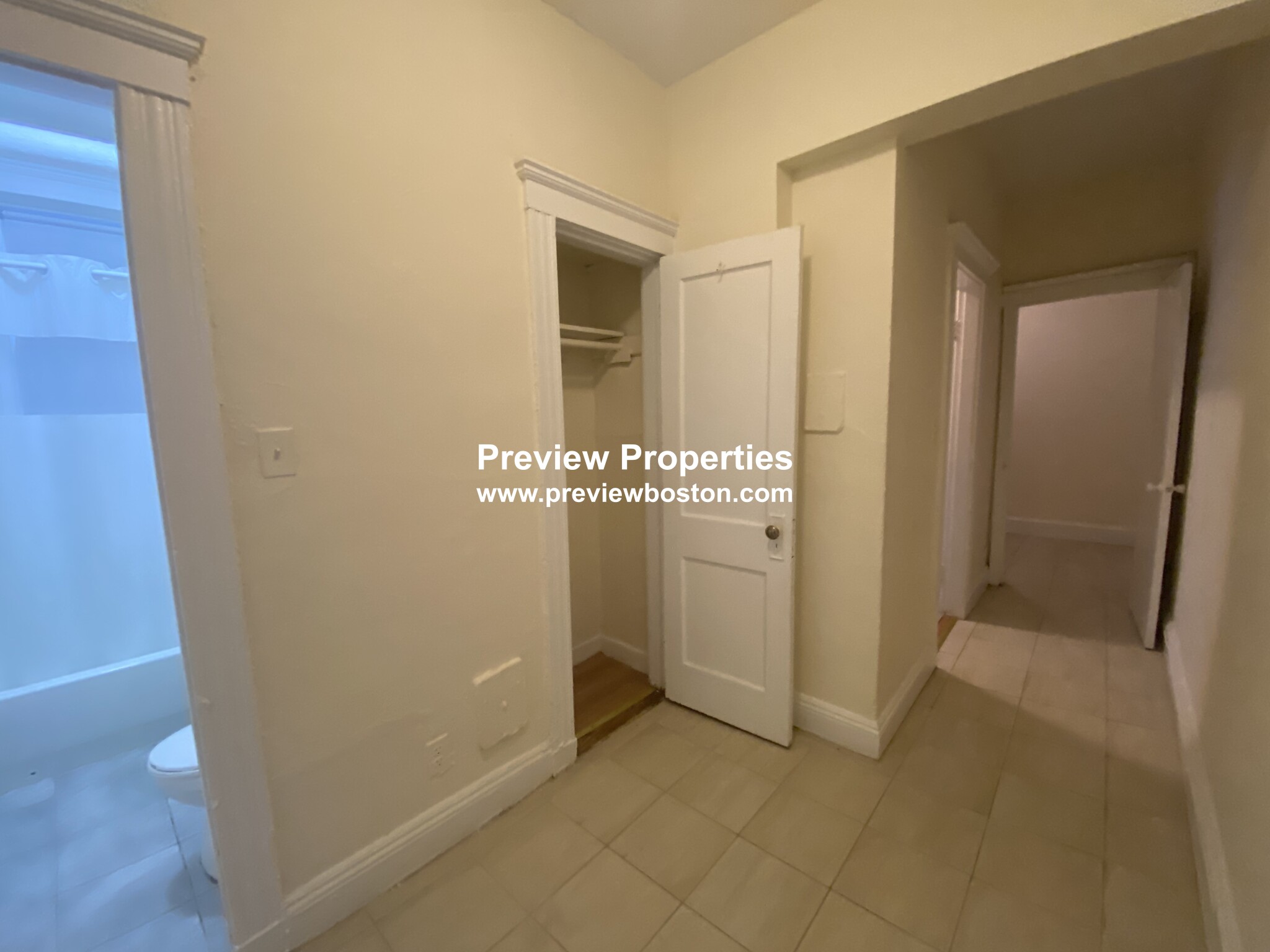 127 Washington St, Brighton