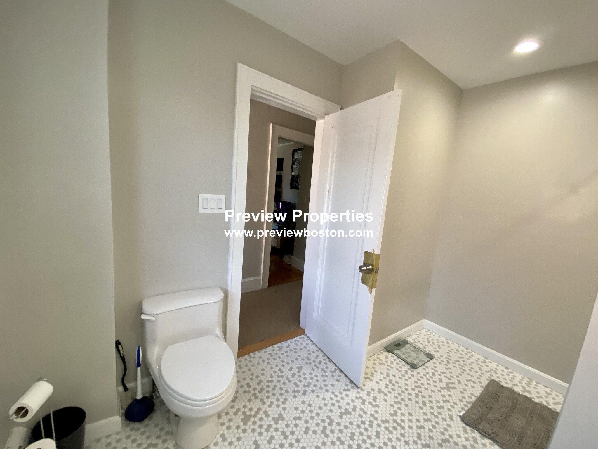 5 bed, 2.5 bath apartment for rent at 80 Lake St Unit 0, Brighton — photo 53 of 64