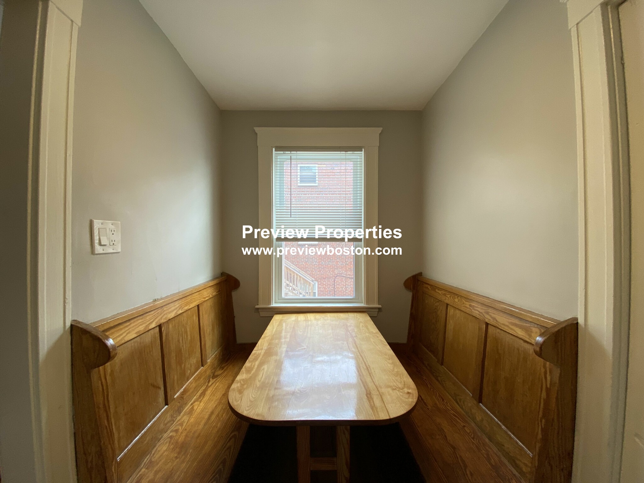3 bed, 1 bath apartment for rent at 651 Washington St Unit 1, Brighton — photo 6 of 27