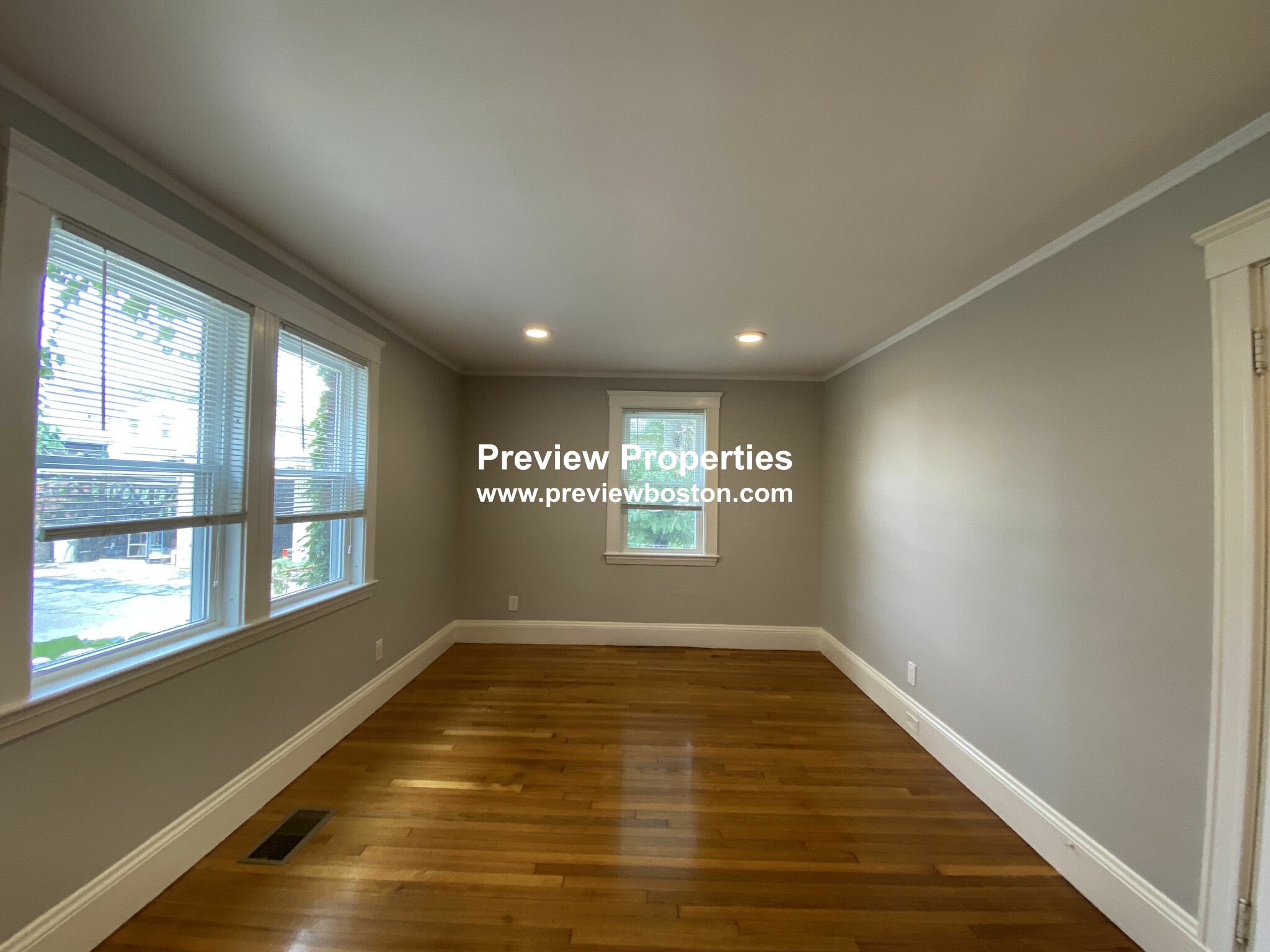 3 bed, 1 bath apartment for rent at 651 Washington St Unit 1, Brighton — photo 14 of 27