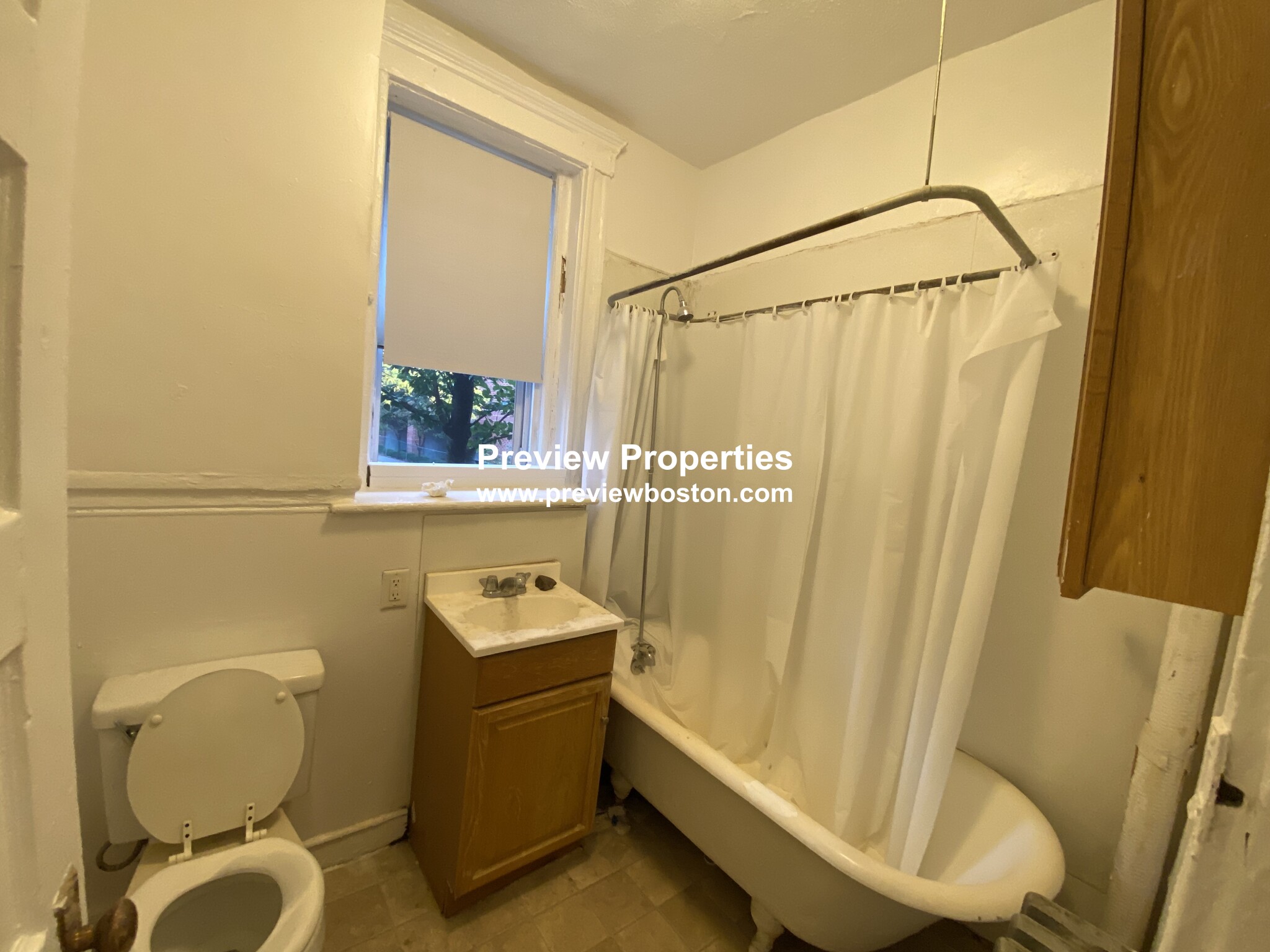 3 bed, 1 bath apartment for rent at 15 Mount Hood Rd Unit 2, Brighton — photo 11 of 14