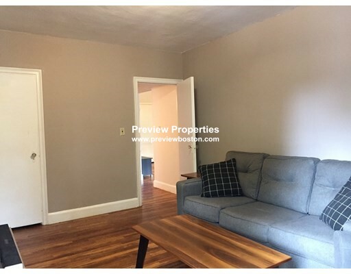 1 bed, 1 bath apartment for rent at 65 Strathmore Rd Unit 2, Brighton — photo 6 of 11