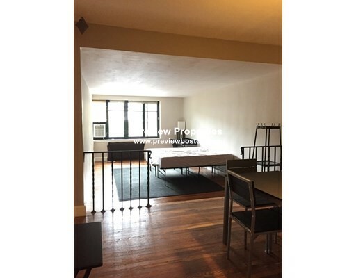 1 bed, 1 bath apartment for rent at 65 Strathmore Rd Unit 2, Brighton