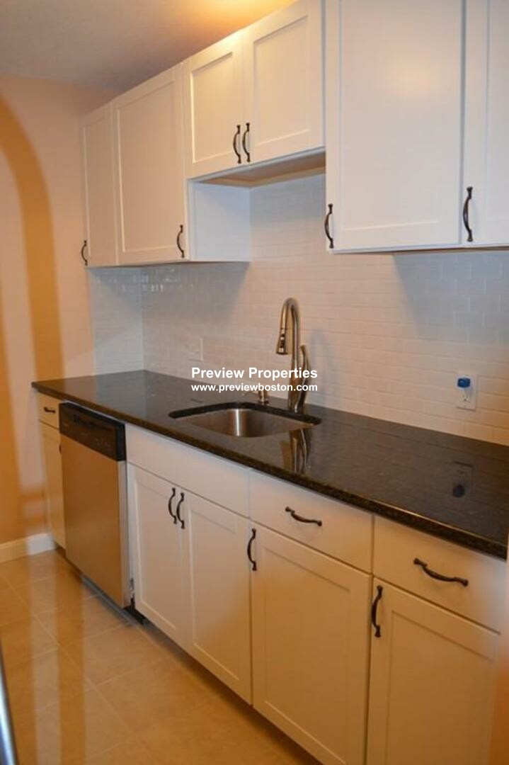 276 Chestnut Hill Ave, Brighton