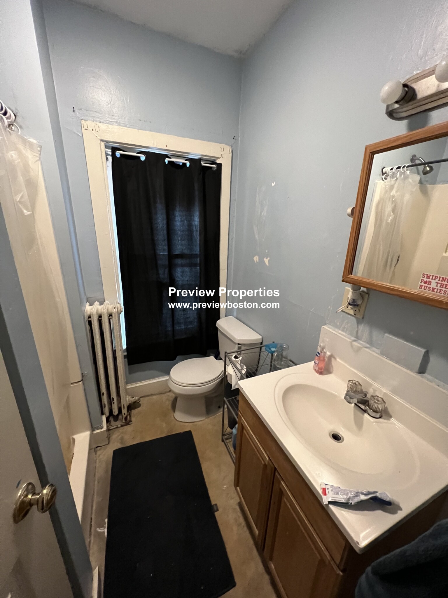 6 bed, 2.5 bath apartment for rent at 4 Folsom Ave Unit N/A, Roxbury — photo 3 of 16