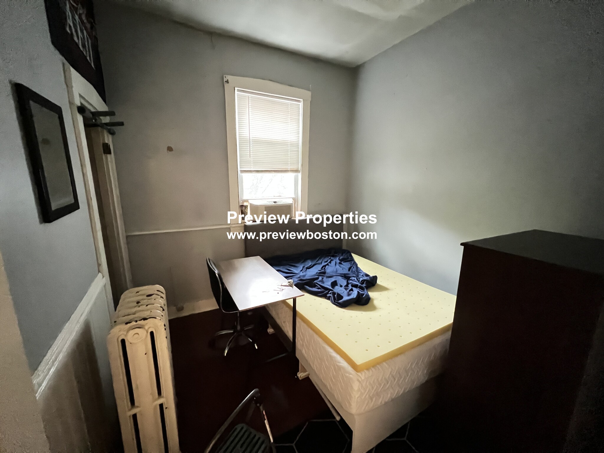 6 bed, 2.5 bath apartment for rent at 4 Folsom Ave Unit N/A, Roxbury — photo 9 of 16
