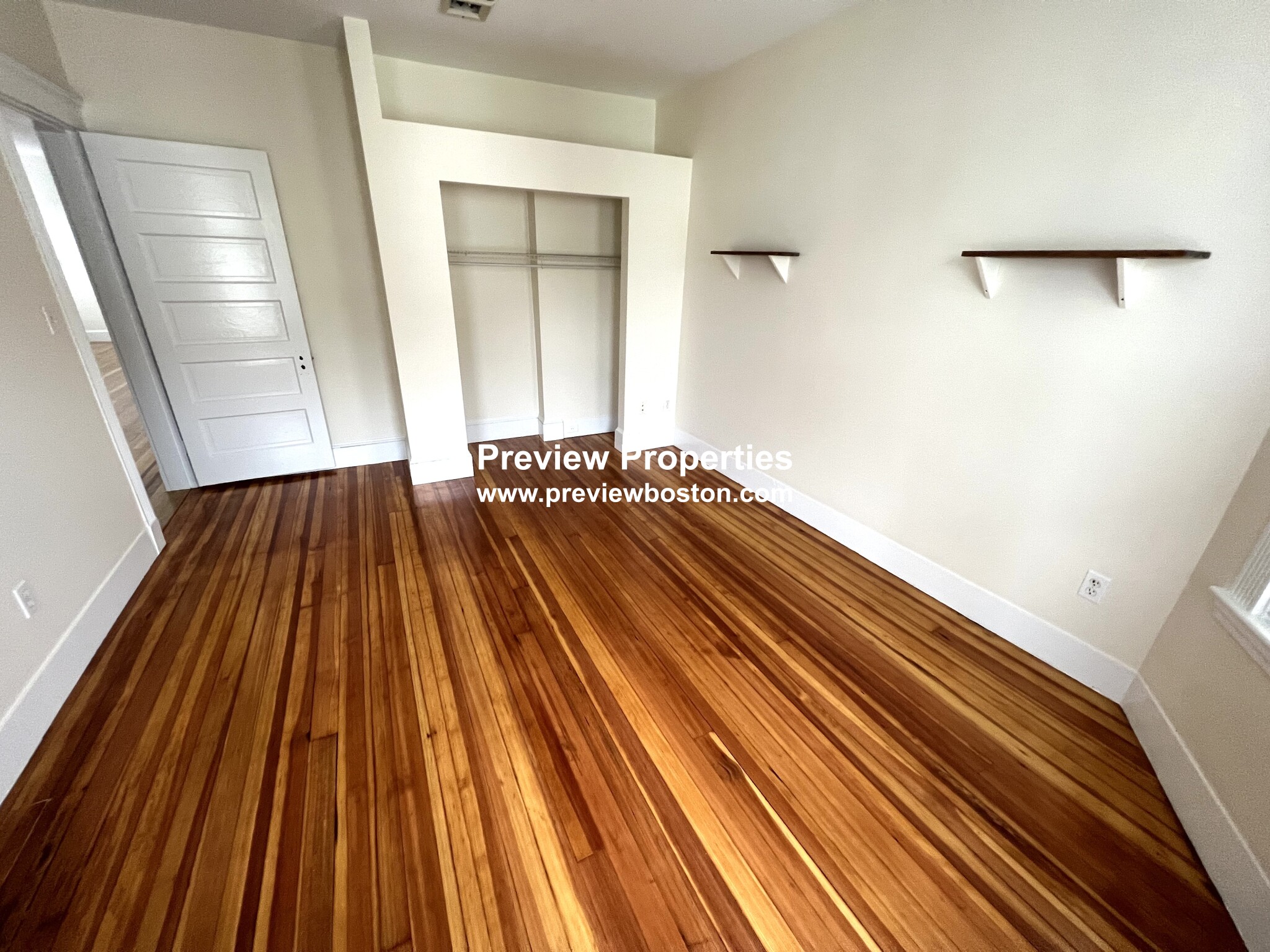 3 bed, 1 bath apartment for rent at 86 Easton St Unit 2, Allston — photo 9 of 11
