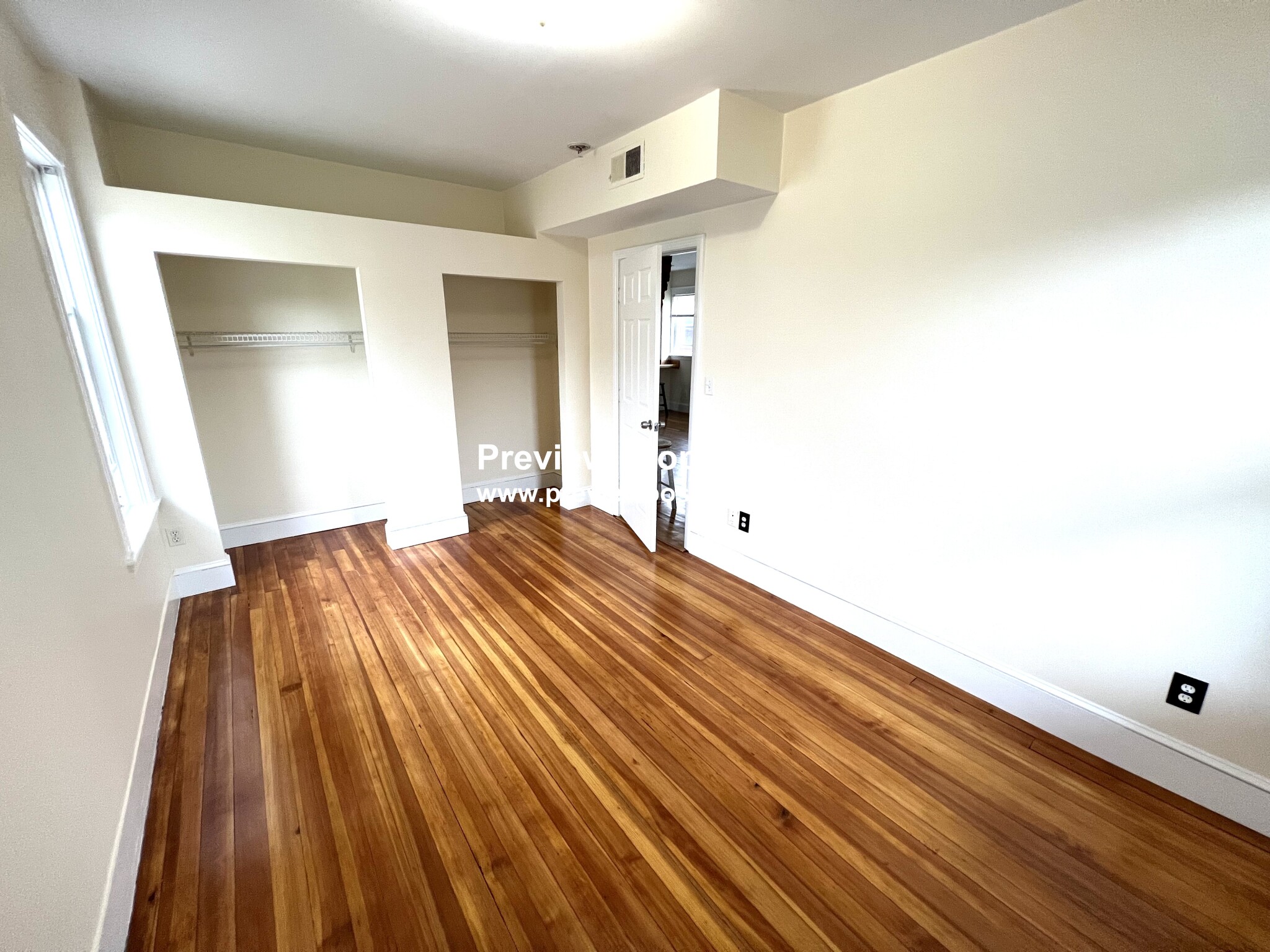 3 bed, 1 bath apartment for rent at 86 Easton St Unit 2, Allston — photo 7 of 11